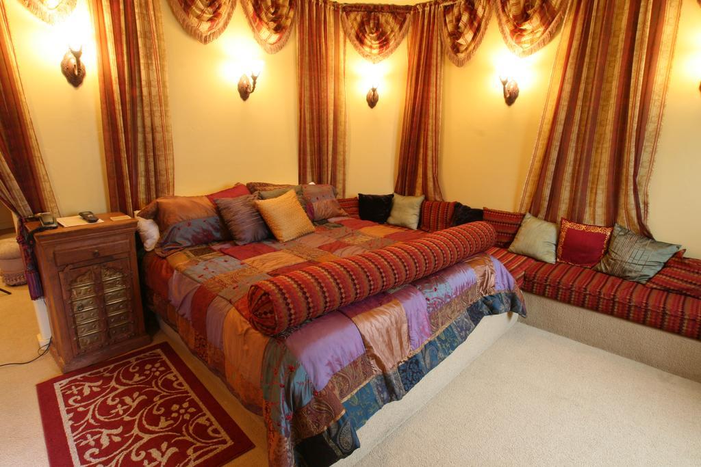Destinations Inn Theme Rooms Айдахо-Фолс Экстерьер фото
