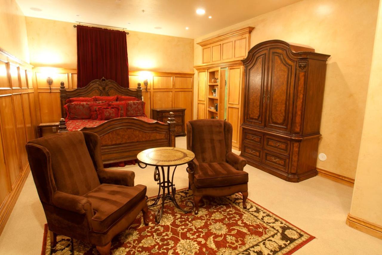Destinations Inn Theme Rooms Айдахо-Фолс Экстерьер фото