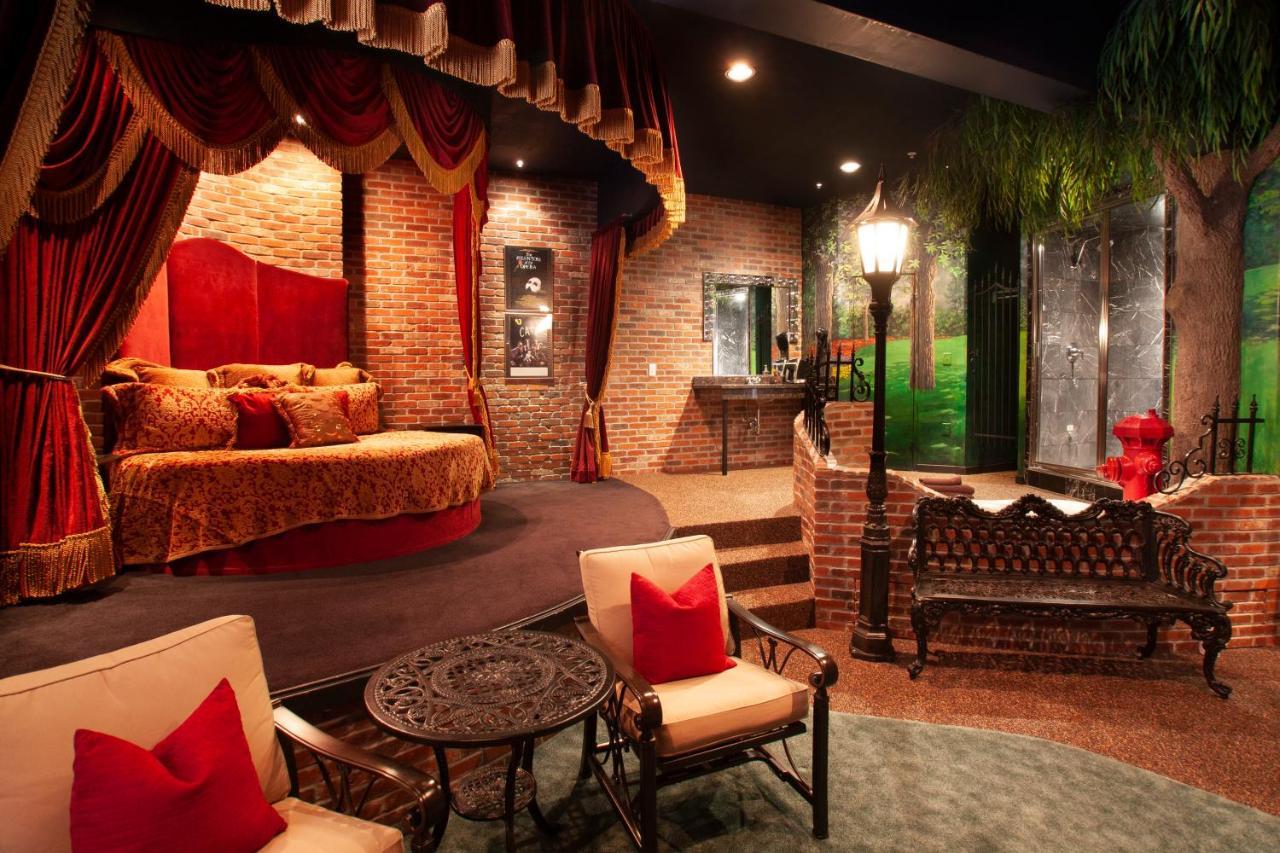 Destinations Inn Theme Rooms Айдахо-Фолс Экстерьер фото